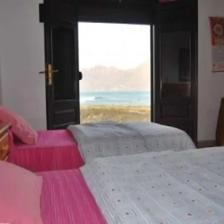 Apartment La Caleta Sleeps 2 Wifi *