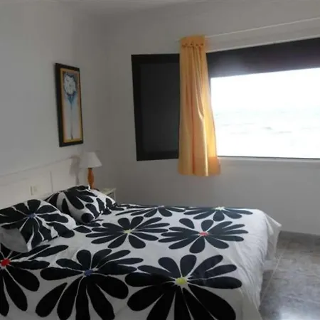 La Caleta Sleeps 2 Wifi