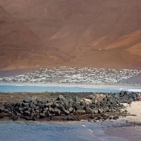 La Caleta Sleeps 2 Wifi Famara